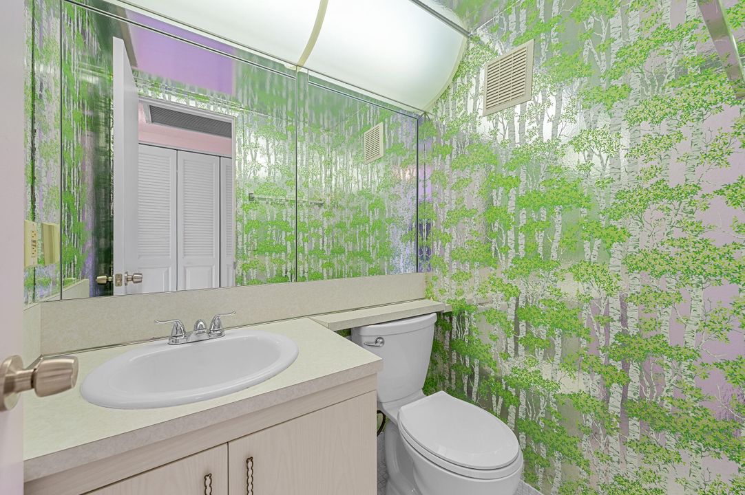 На продажу: $99,000 (1 спален, 1 ванн, 700 Квадратных фут)