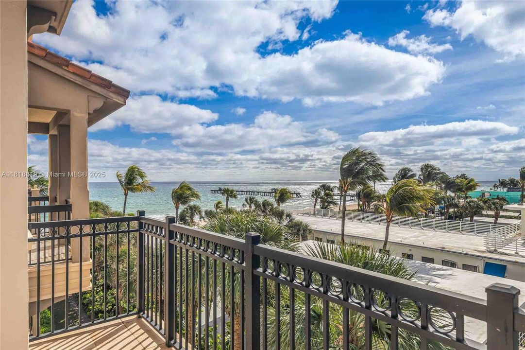 For Sale: $1,850,000 (2 beds, 2 baths, 1486 Square Feet)