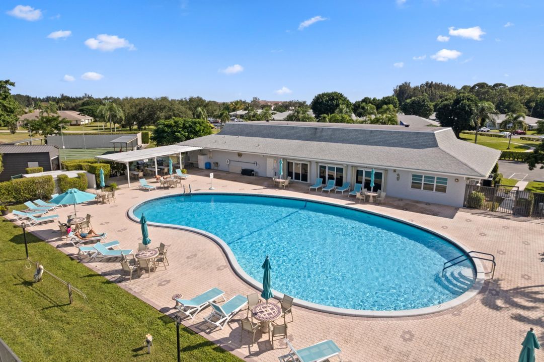 出租: $3,000 (2 贝兹, 2 浴室, 1186 平方英尺)