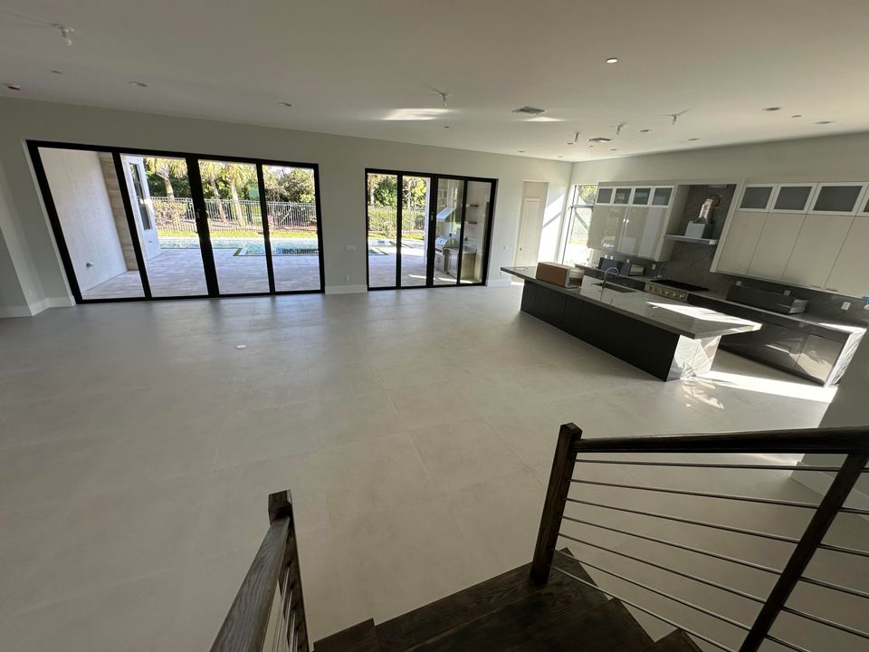 For Sale: $3,172,687 (5 beds, 6 baths, 6033 Square Feet)