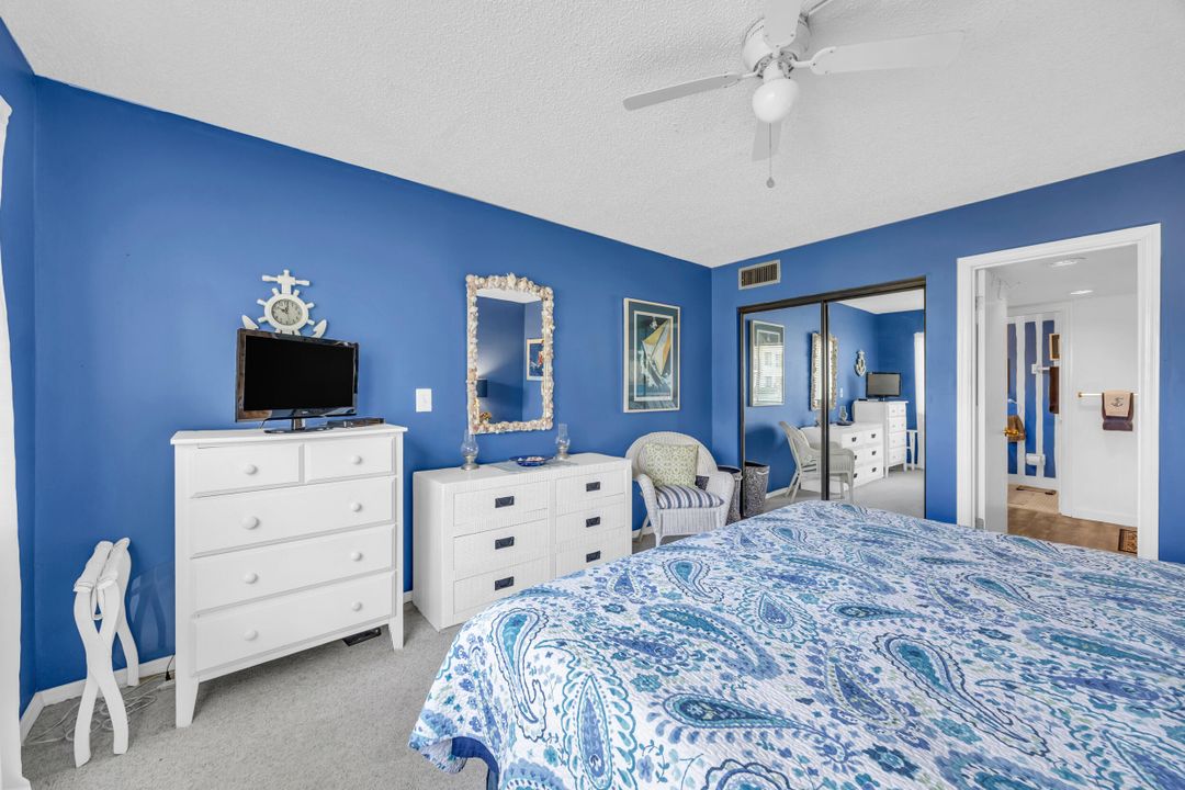 For Sale: $199,900 (1 beds, 1 baths, 678 Square Feet)