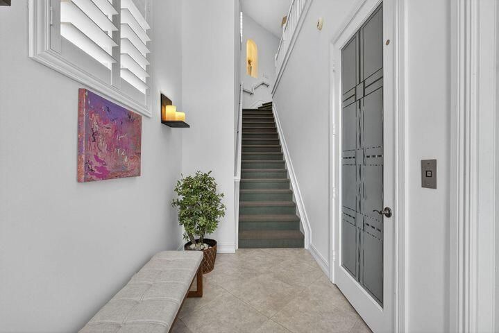 В аренду: $14,000 (3 спален, 3 ванн, 2793 Квадратных фут)