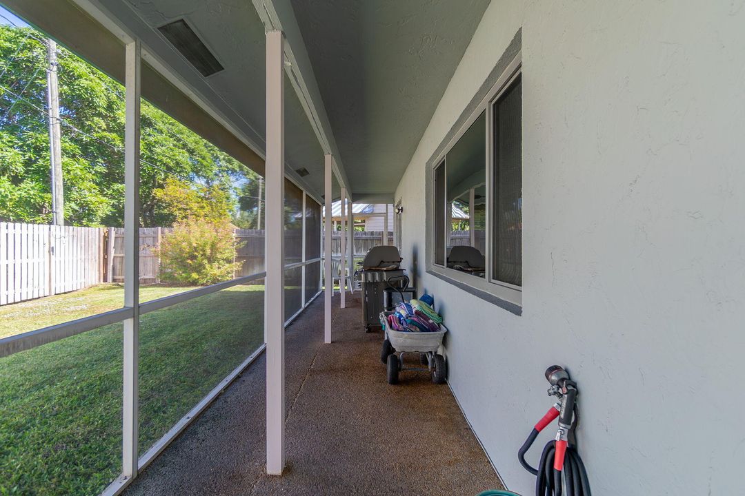 На продажу: $685,500 (4 спален, 2 ванн, 2180 Квадратных фут)