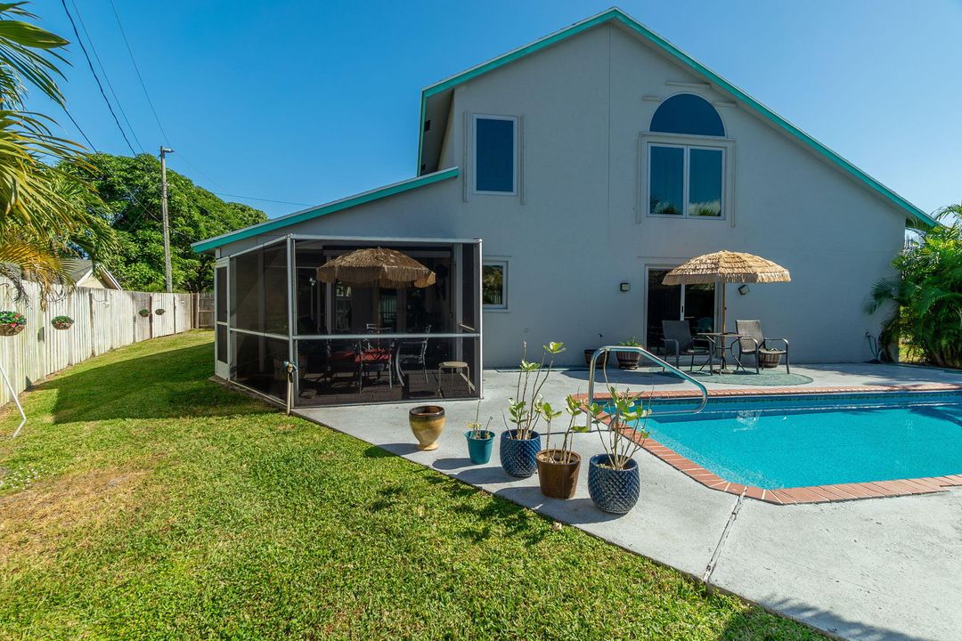 На продажу: $685,500 (4 спален, 2 ванн, 2180 Квадратных фут)