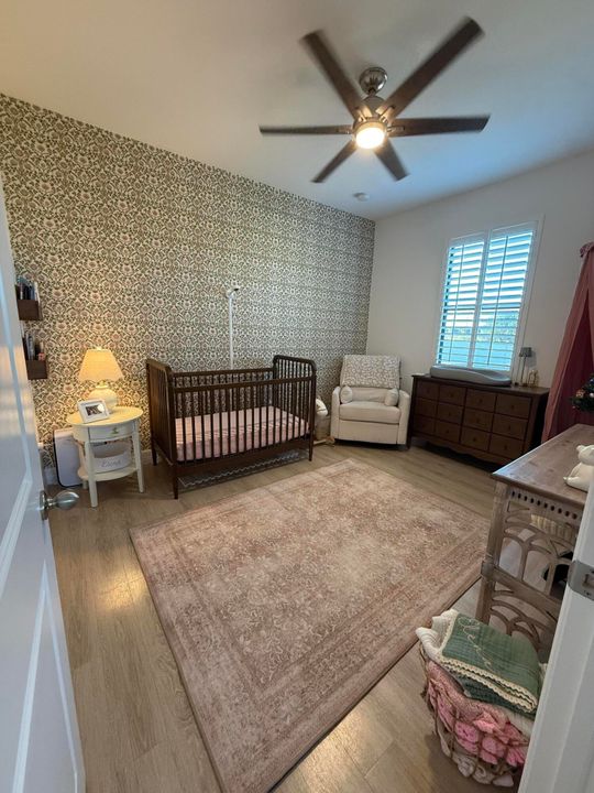 For Sale: $450,000 (3 beds, 2 baths, 1524 Square Feet)