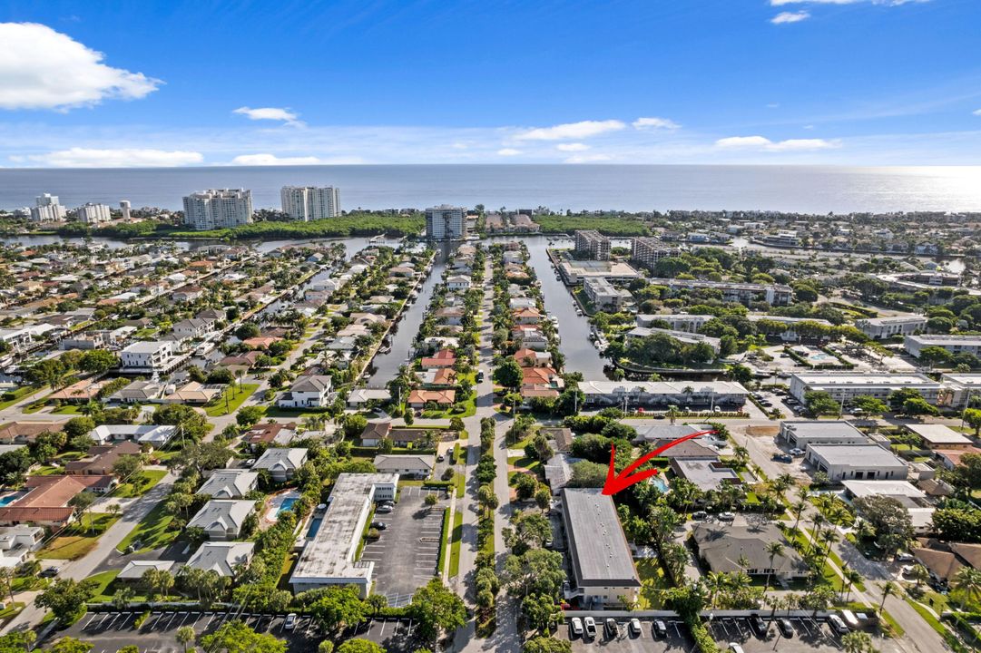 For Rent: $4,500 (2 beds, 1 baths, 910 Square Feet)