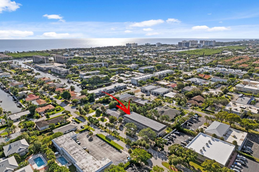 For Rent: $4,500 (2 beds, 1 baths, 910 Square Feet)