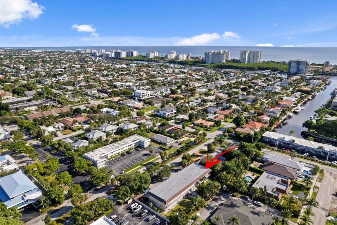 For Rent: $4,500 (2 beds, 1 baths, 910 Square Feet)