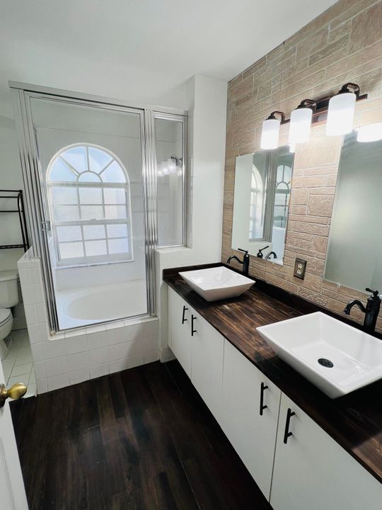 В аренду: $3,500 (3 спален, 2 ванн, 1784 Квадратных фут)