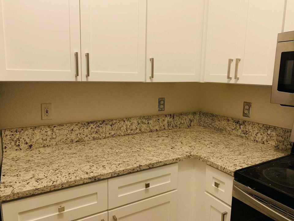 В аренду: $3,500 (3 спален, 2 ванн, 1784 Квадратных фут)