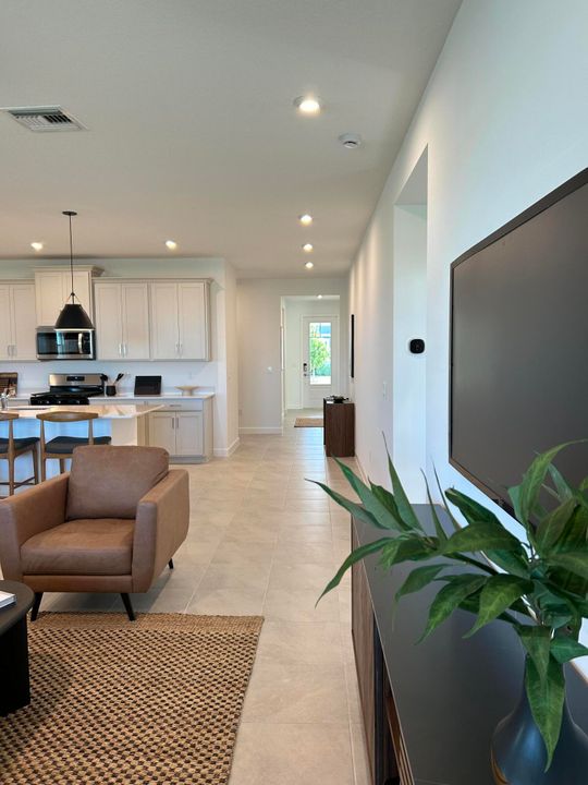 For Rent: $5,000 (4 beds, 2 baths, 2209 Square Feet)