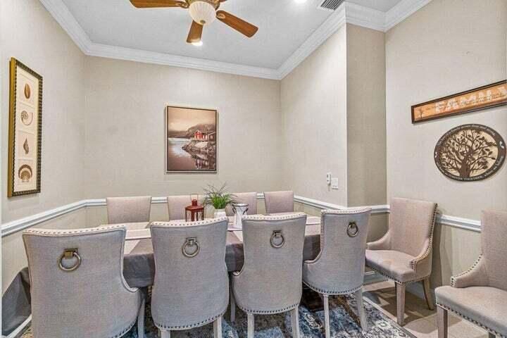 En Renta: $5,500 (4 camas, 3 baños, 3008 Pies cuadrados)