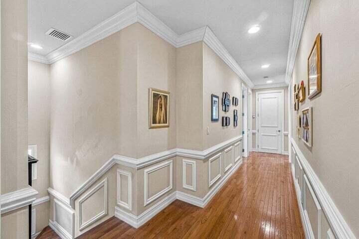 En Renta: $5,500 (4 camas, 3 baños, 3008 Pies cuadrados)