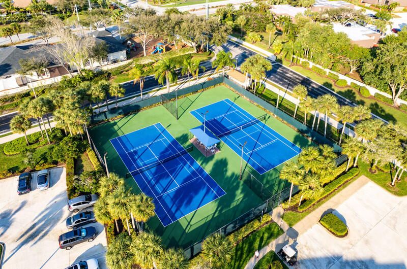 待售: $485,000 (2 贝兹, 2 浴室, 1385 平方英尺)