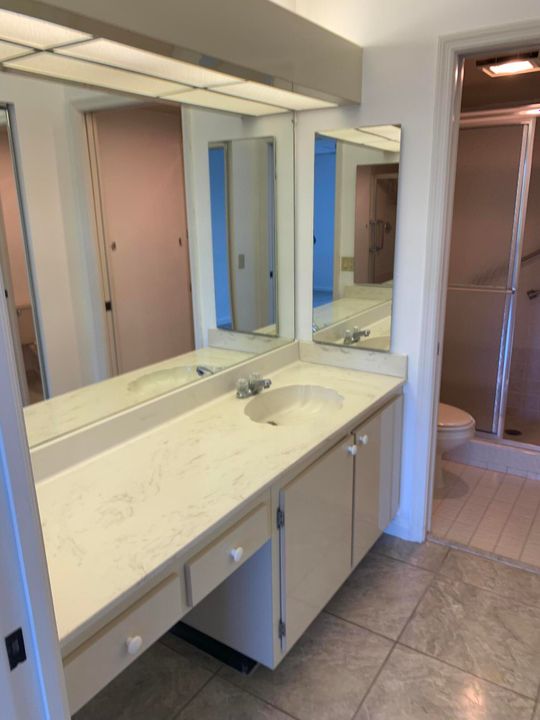 For Sale: $169,000 (2 beds, 2 baths, 1228 Square Feet)