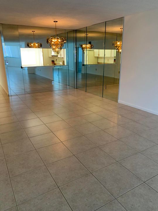 For Sale: $169,000 (2 beds, 2 baths, 1228 Square Feet)