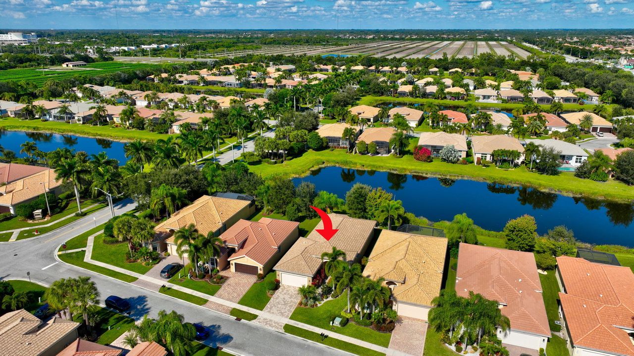 For Sale: $710,000 (3 beds, 2 baths, 2019 Square Feet)