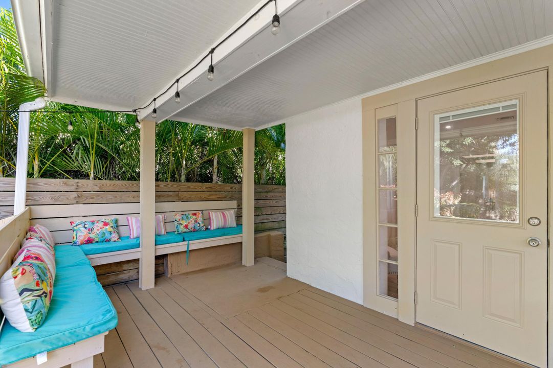 For Sale: $1,195,000 (4 beds, 4 baths, 2013 Square Feet)