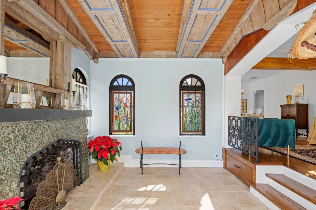 For Sale: $1,195,000 (4 beds, 4 baths, 2013 Square Feet)