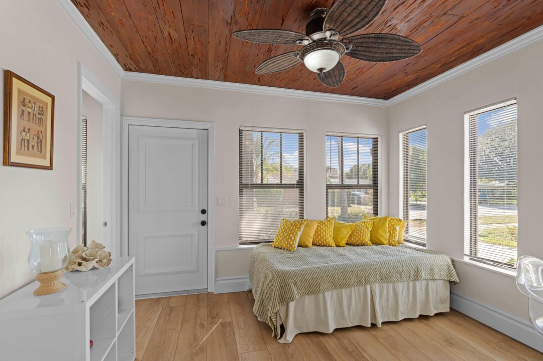 For Sale: $1,195,000 (4 beds, 4 baths, 2013 Square Feet)