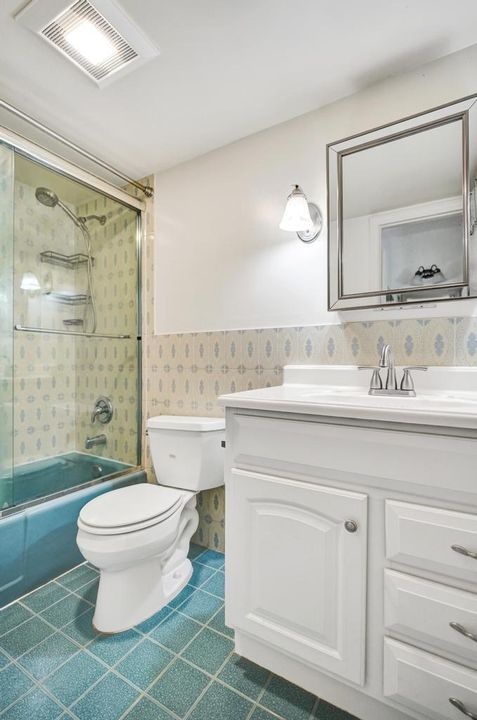 出租: $1,975 (2 贝兹, 2 浴室, 978 平方英尺)