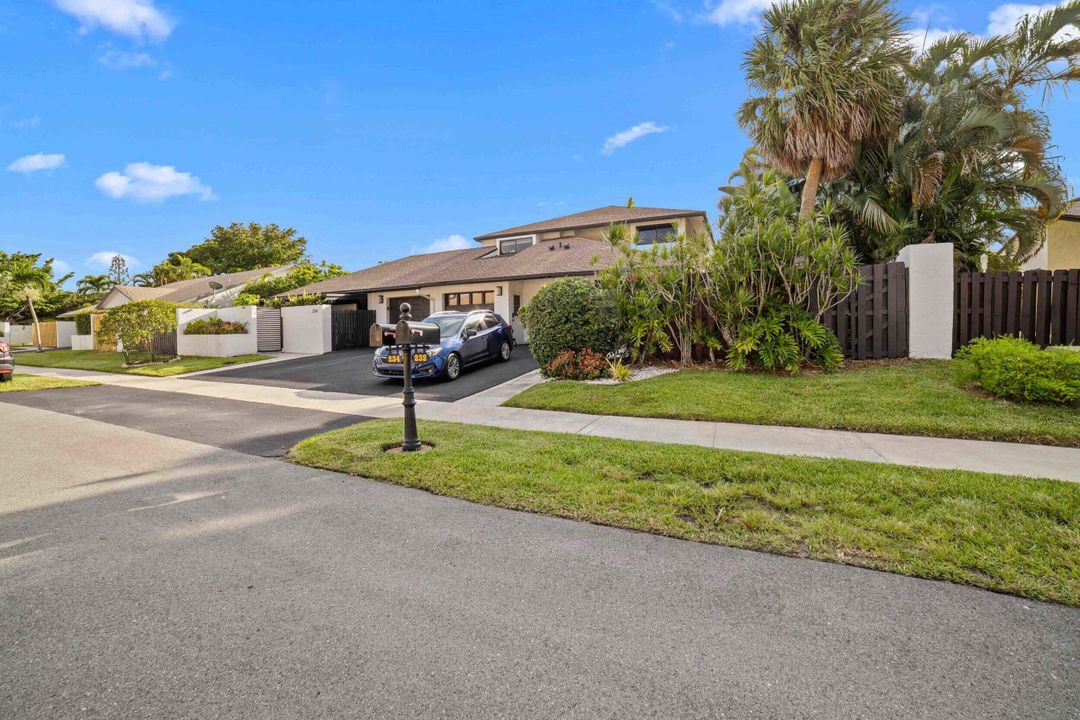 待售: $525,000 (4 贝兹, 3 浴室, 2127 平方英尺)