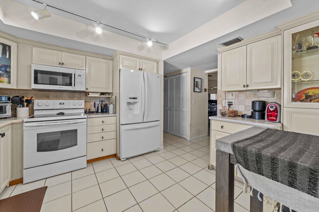 待售: $525,000 (4 贝兹, 3 浴室, 2127 平方英尺)