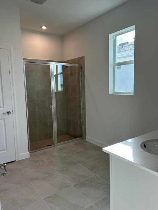 For Rent: $5,000 (4 beds, 2 baths, 2209 Square Feet)