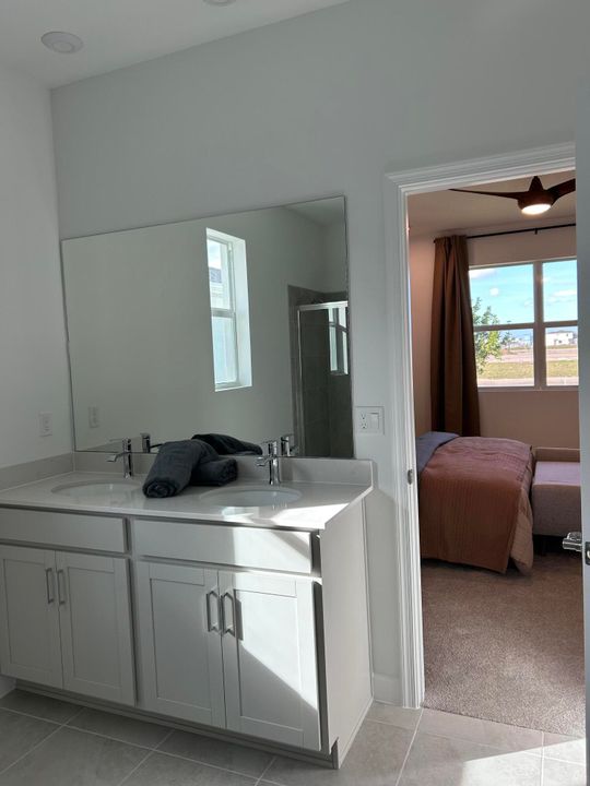 For Rent: $5,000 (4 beds, 2 baths, 2209 Square Feet)