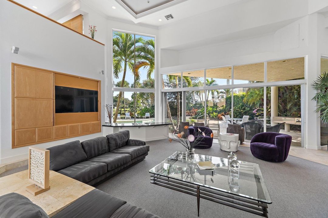 En Venta: $3,245,000 (4 camas, 4 baños, 4355 Pies cuadrados)