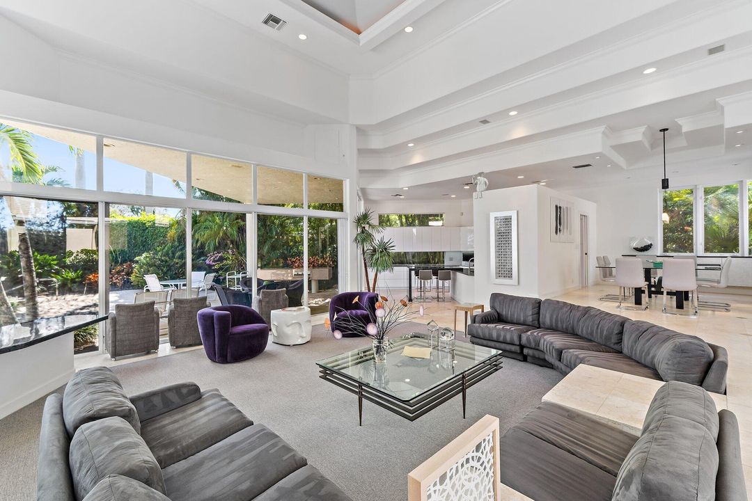 En Venta: $3,245,000 (4 camas, 4 baños, 4355 Pies cuadrados)