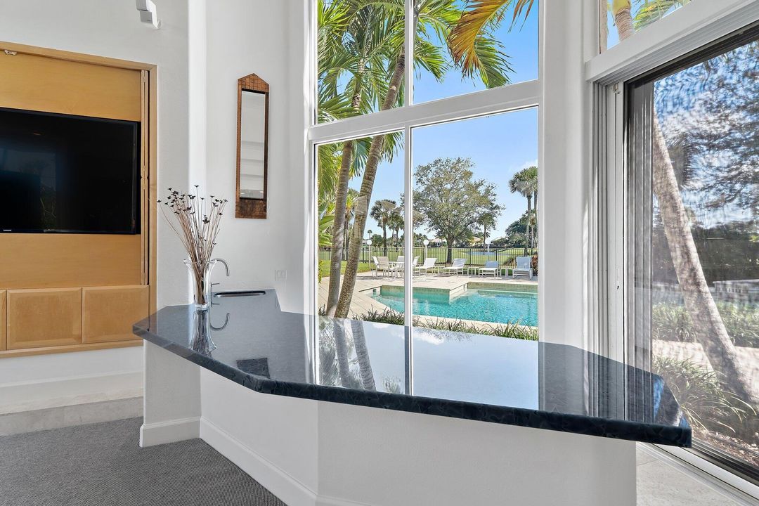 En Venta: $3,245,000 (4 camas, 4 baños, 4355 Pies cuadrados)