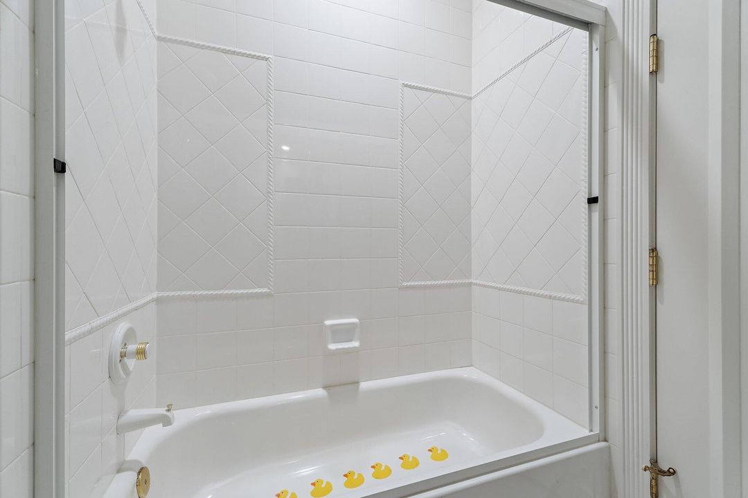 En Venta: $3,245,000 (4 camas, 4 baños, 4355 Pies cuadrados)