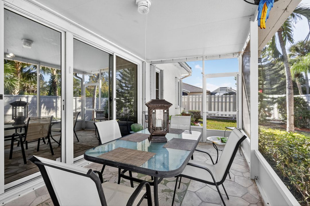 待售: $484,900 (3 贝兹, 2 浴室, 2353 平方英尺)