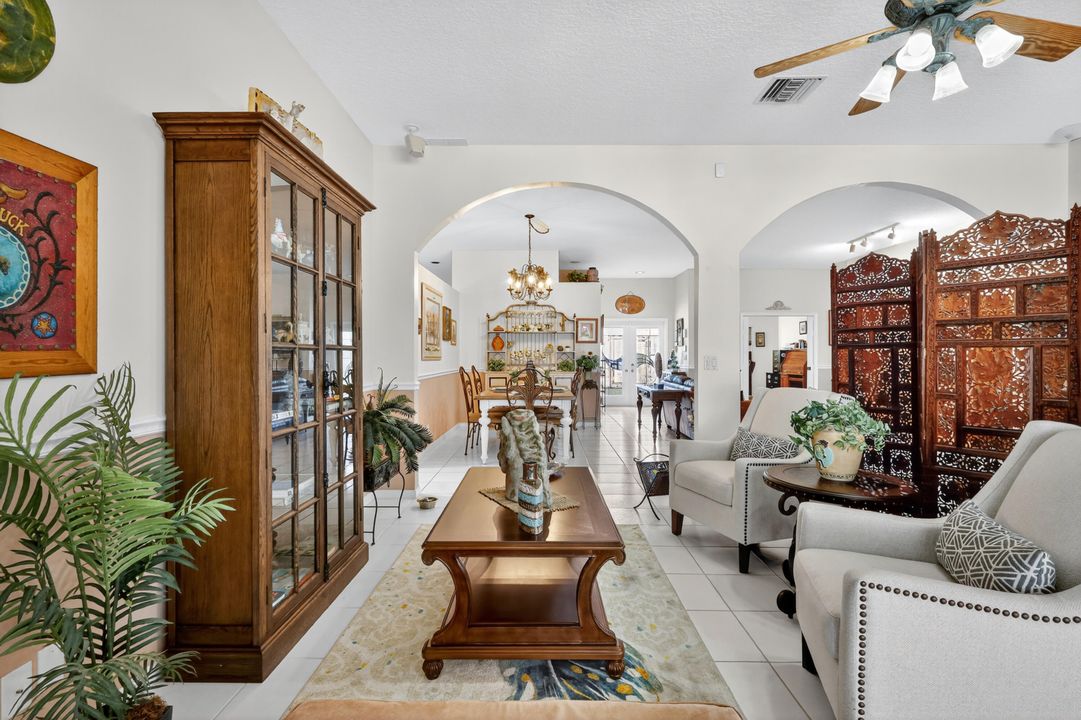 待售: $484,900 (3 贝兹, 2 浴室, 2353 平方英尺)