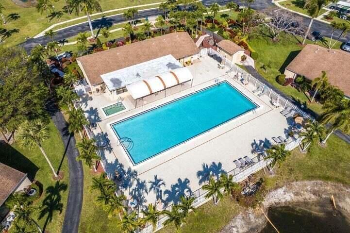 На продажу: $205,000 (3 спален, 2 ванн, 1468 Квадратных фут)