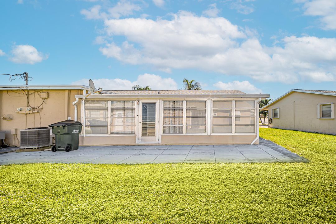 出租: $1,900 (2 贝兹, 2 浴室, 1050 平方英尺)