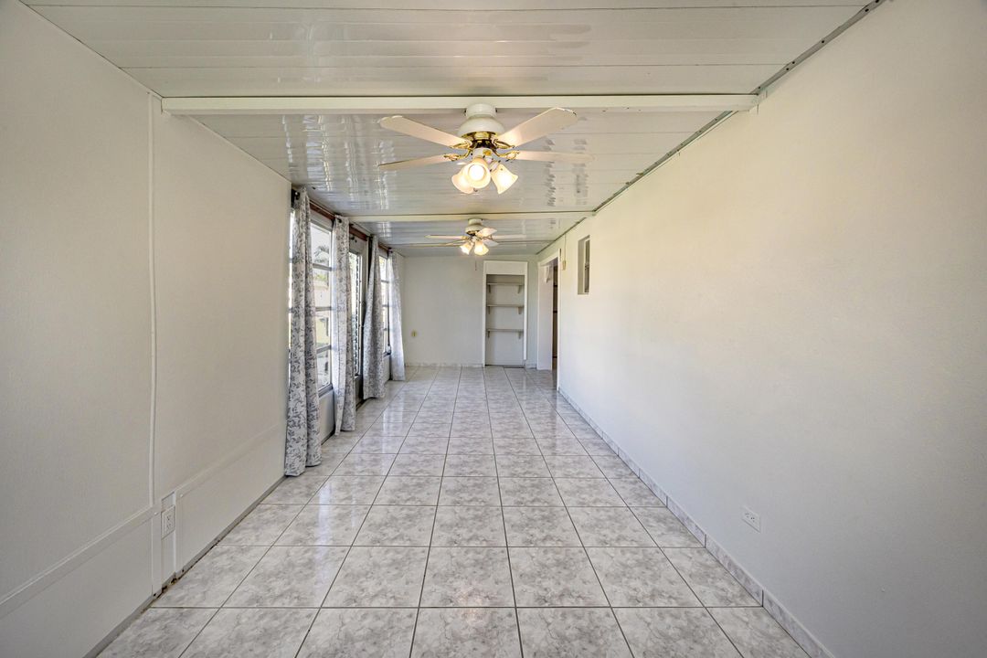 出租: $1,900 (2 贝兹, 2 浴室, 1050 平方英尺)