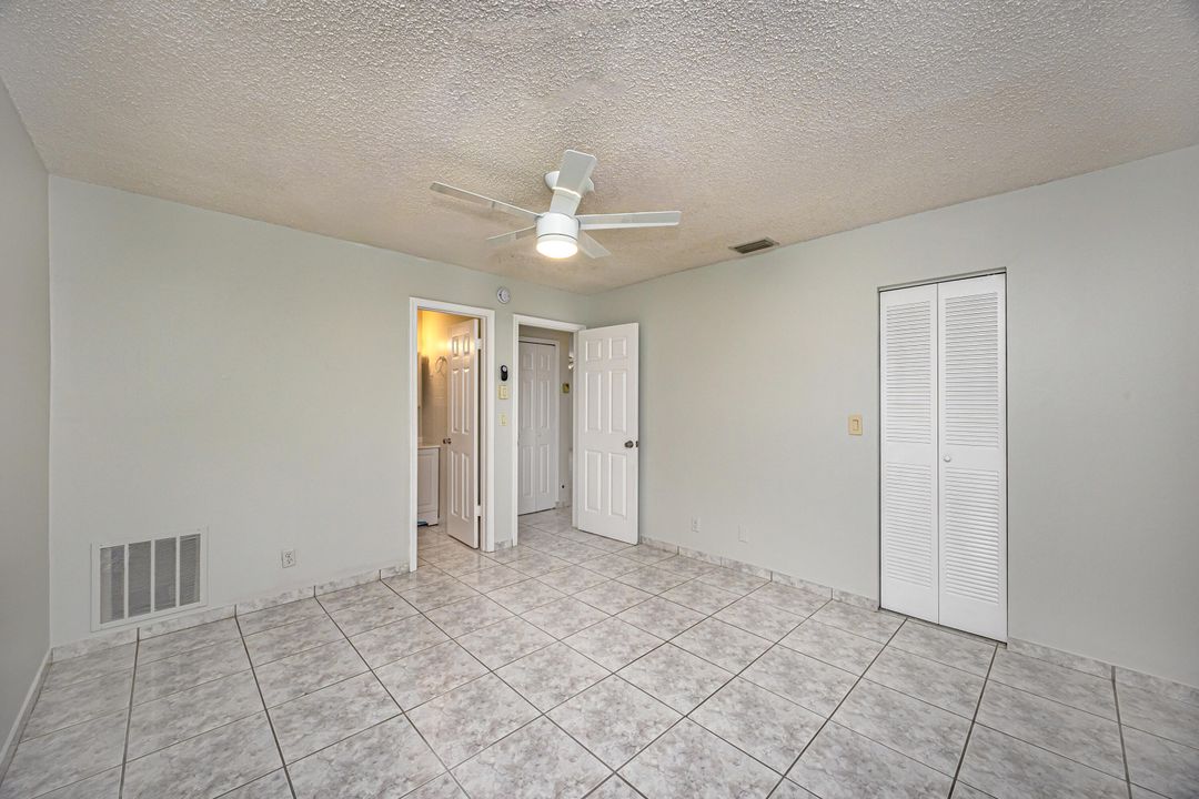 出租: $1,900 (2 贝兹, 2 浴室, 1050 平方英尺)