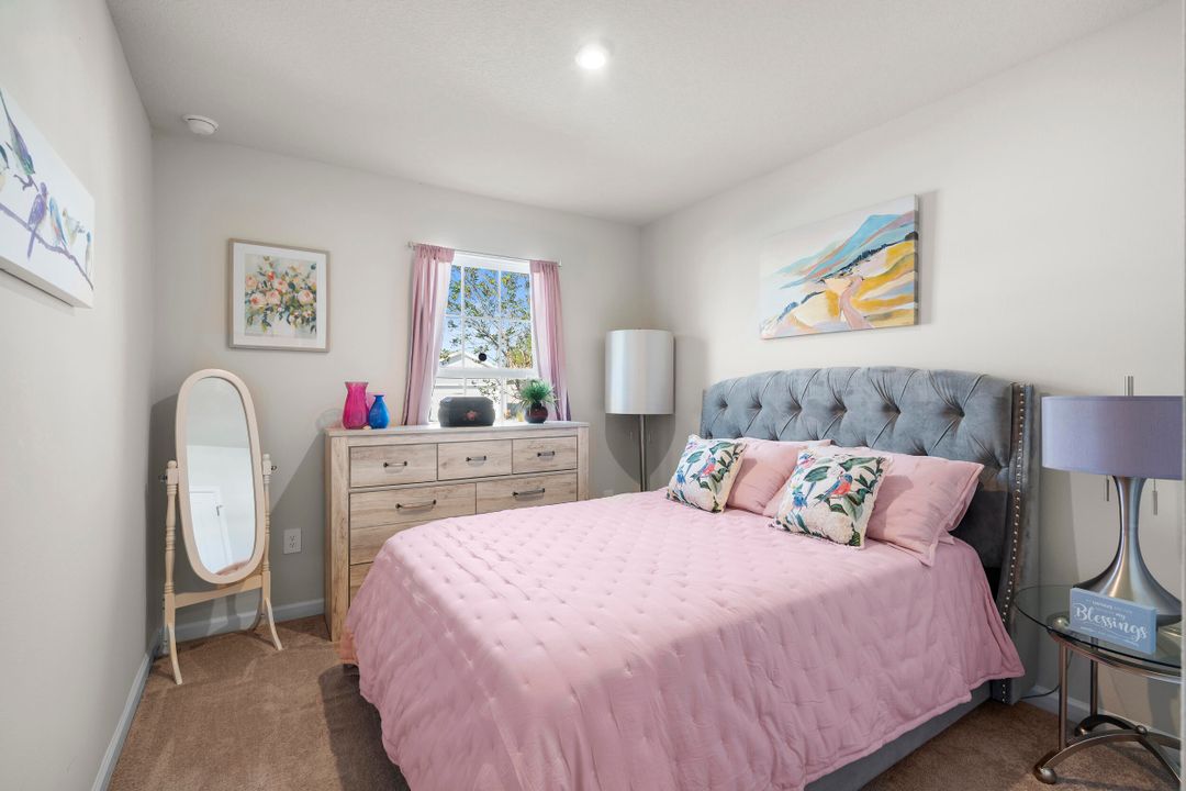 For Sale: $315,900 (3 beds, 2 baths, 1529 Square Feet)