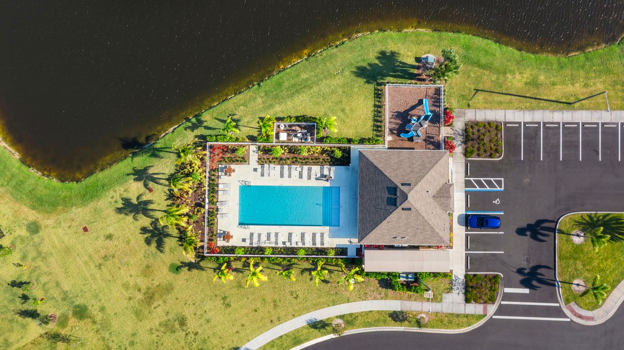 For Sale: $315,900 (3 beds, 2 baths, 1529 Square Feet)