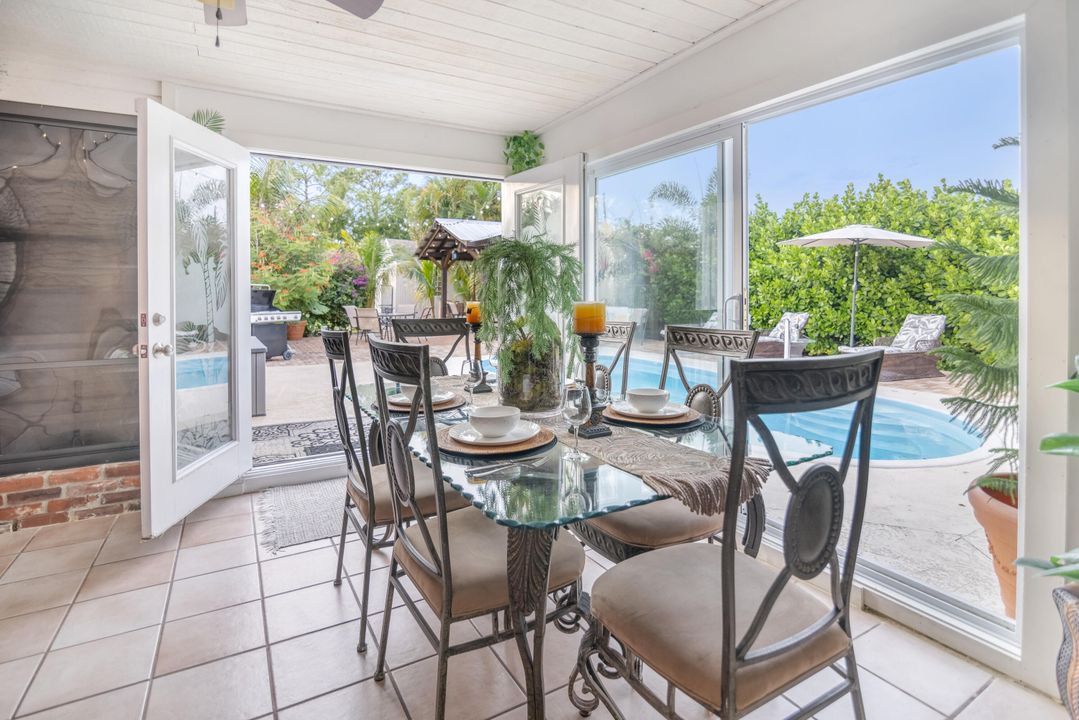 For Rent: $3,800 (3 beds, 2 baths, 1227 Square Feet)