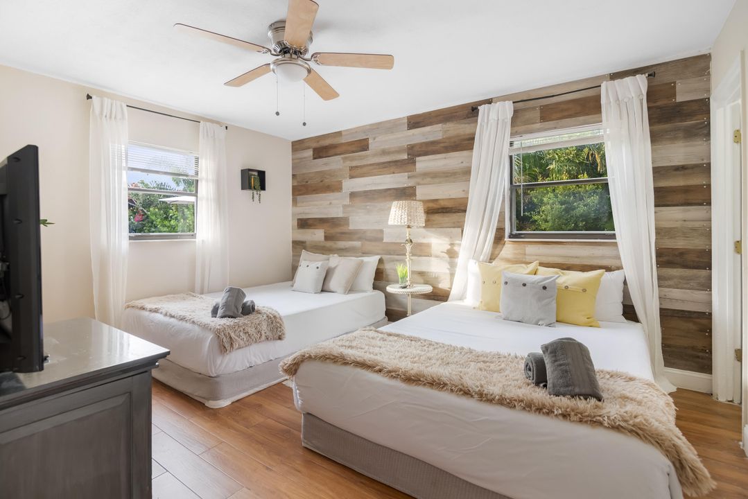 For Rent: $3,800 (3 beds, 2 baths, 1227 Square Feet)