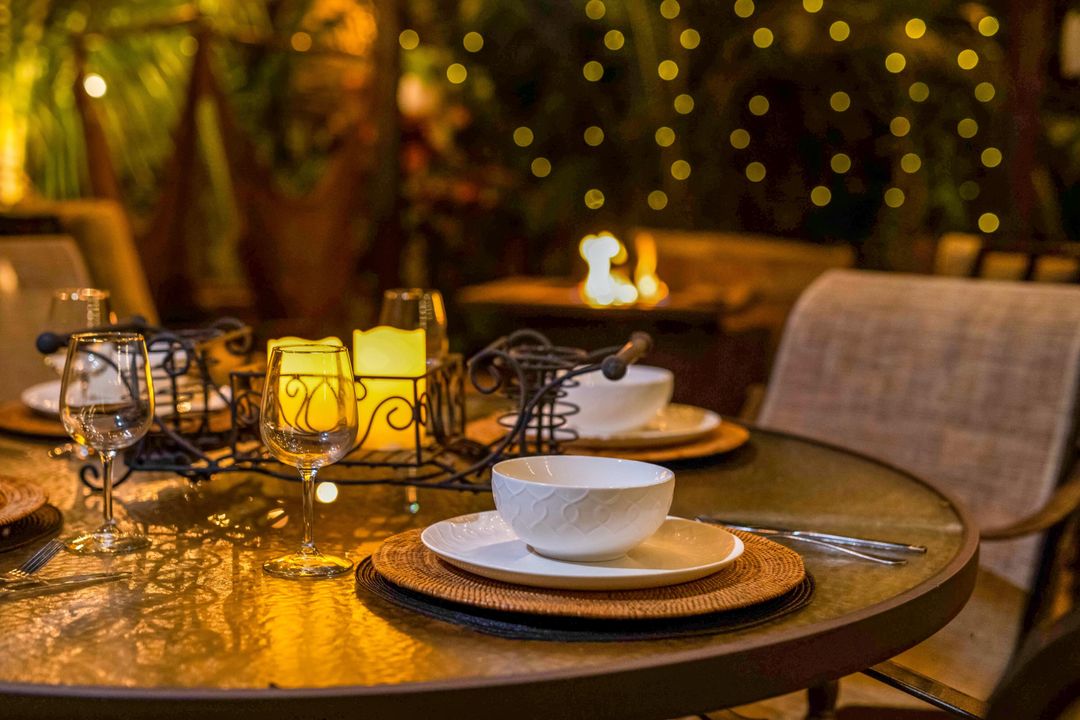 For Rent: $3,800 (3 beds, 2 baths, 1227 Square Feet)