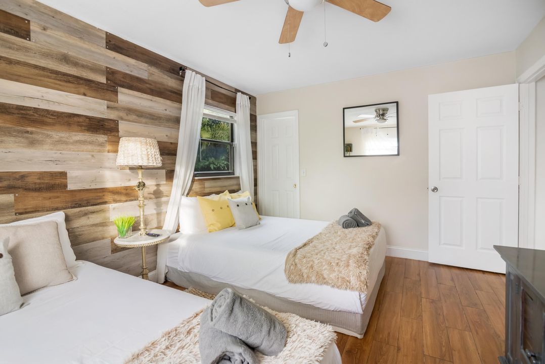 For Rent: $3,800 (3 beds, 2 baths, 1227 Square Feet)