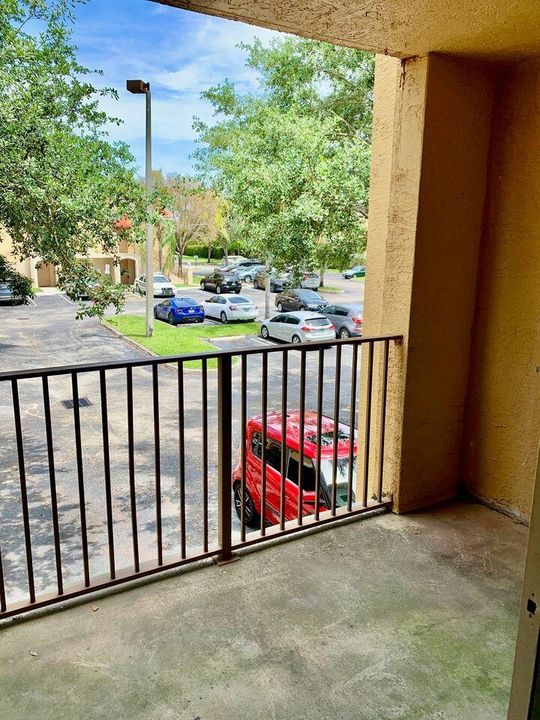 For Rent: $1,850 (2 beds, 1 baths, 926 Square Feet)