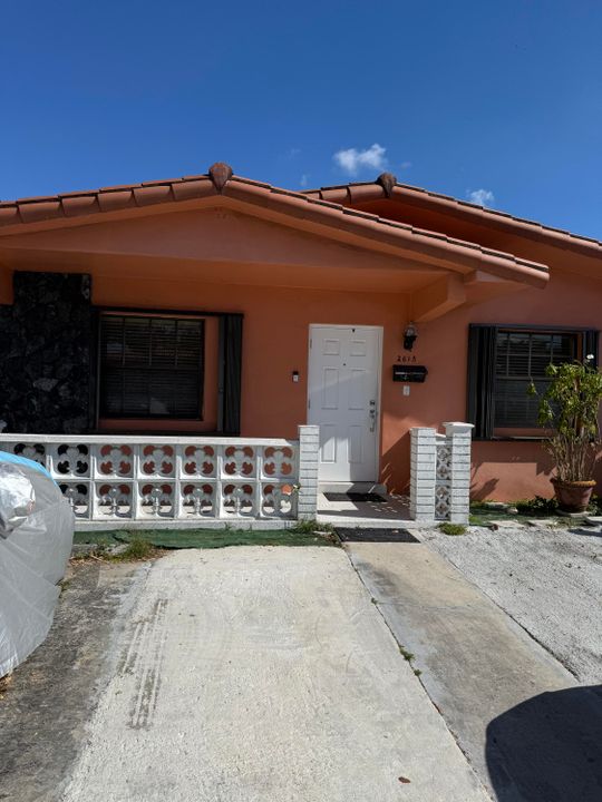 Active With Contract: $797,900 (0 beds, 0 baths, 2520 Square Feet)