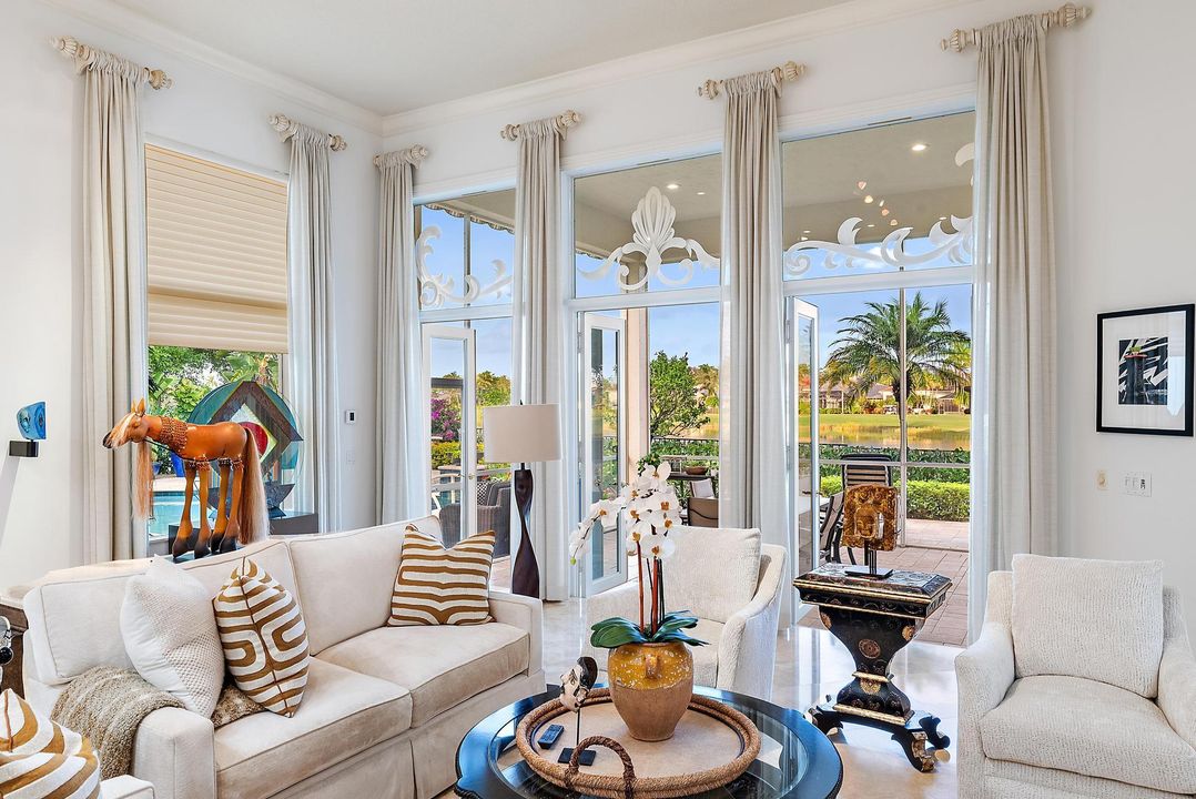 На продажу: $3,125,000 (4 спален, 4 ванн, 4750 Квадратных фут)