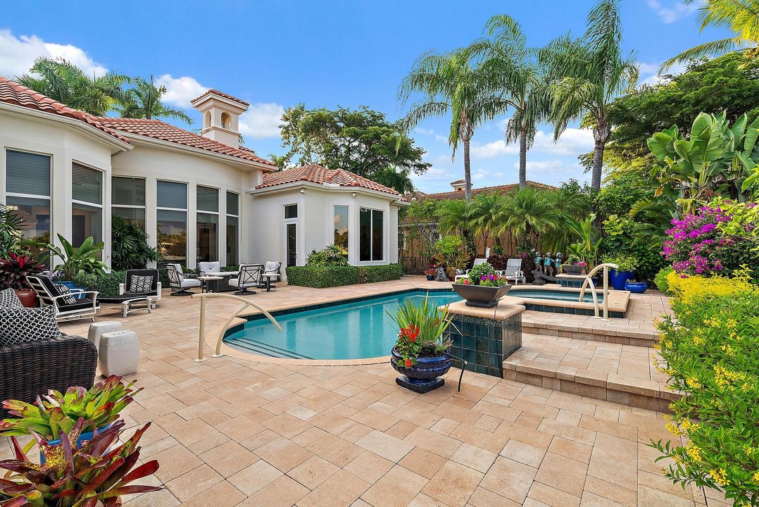 На продажу: $3,125,000 (4 спален, 4 ванн, 4750 Квадратных фут)