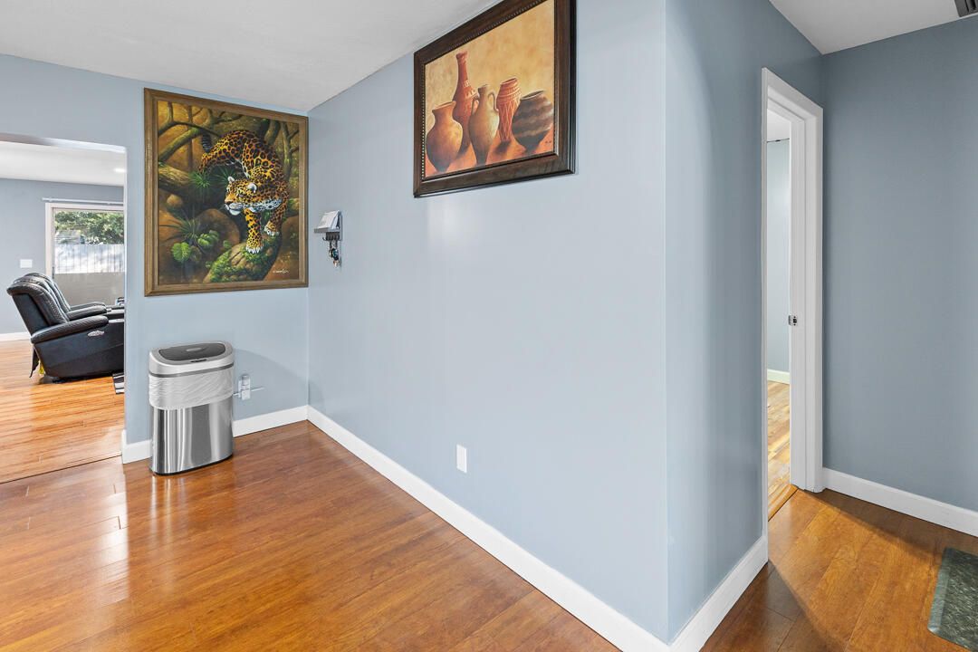 For Sale: $375,000 (4 beds, 2 baths, 2010 Square Feet)